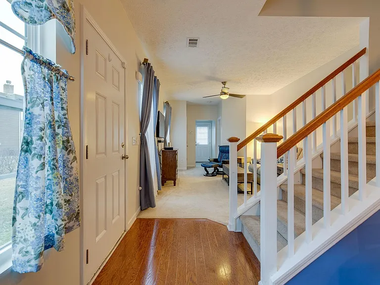 8360 Rossi Rd — Photo 3
