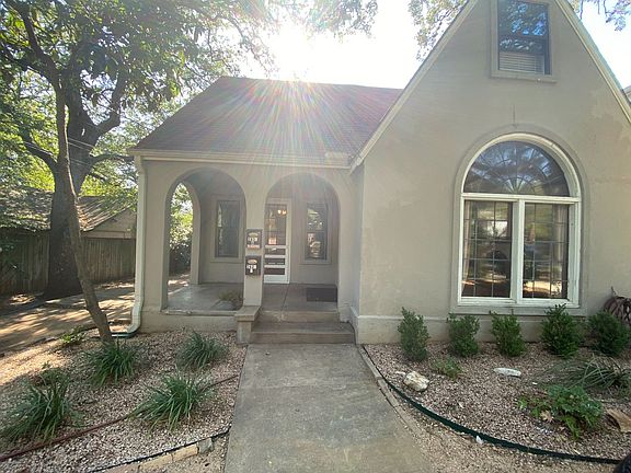 5th image of 2830 San Gabriel St #A
