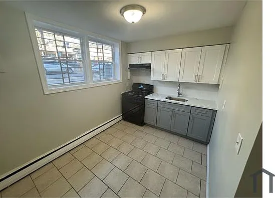 48 Carteret St #1 — Photo 1