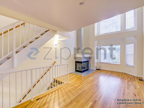 5th image of 22 Jennifer Pl