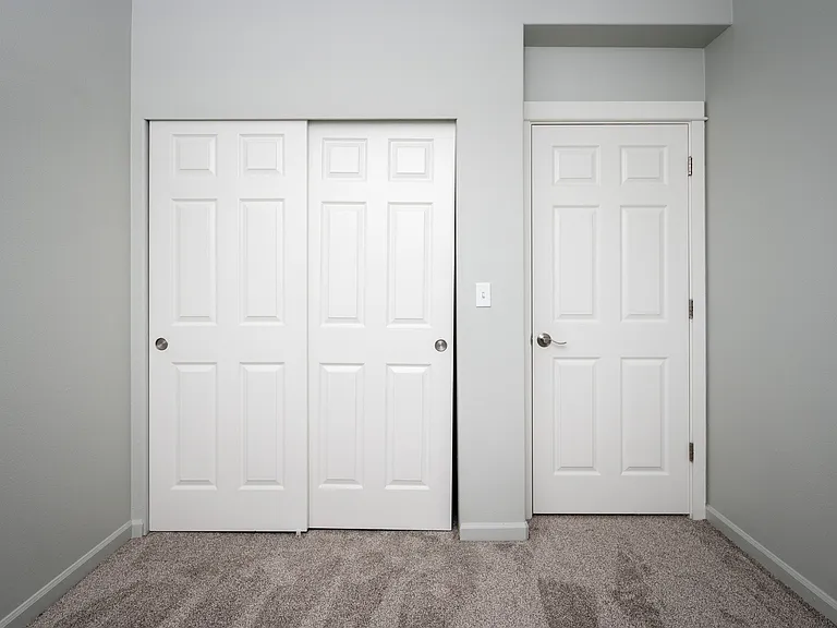 Southside Townhomes | Bedroom Closet