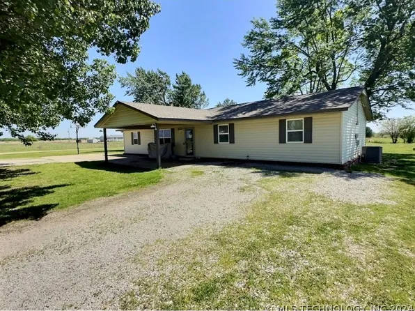 7592 E Oologah Rd, Oologah, OK 74053