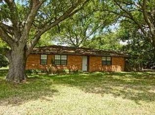 2660 Holton Rd, Beaumont, TX 77707