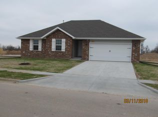 491 W Grace St, Republic, MO 65738