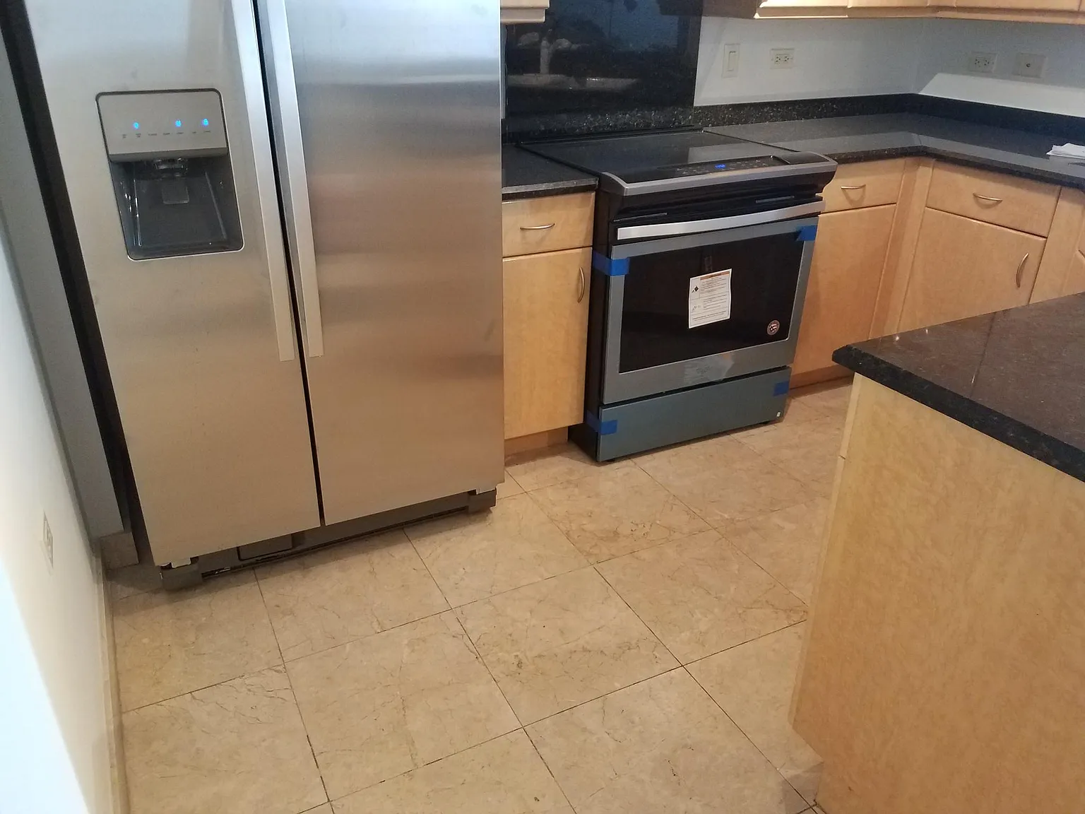 1 bed, 1.5 bath, 880 sqft, $3,000 — Photo 4