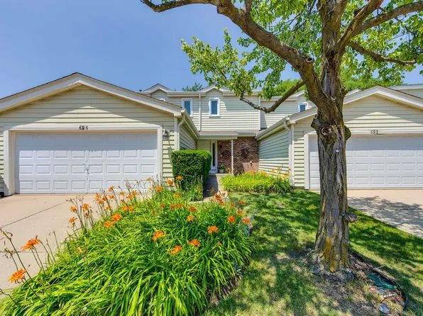 695 London Sq, Hoffman Estates, IL 60169