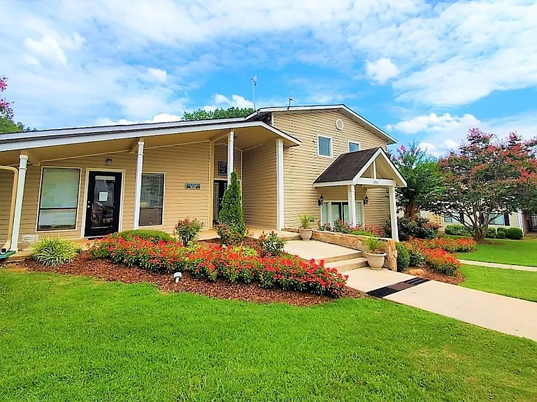 Reserve at Fairway Hills — Photo 38