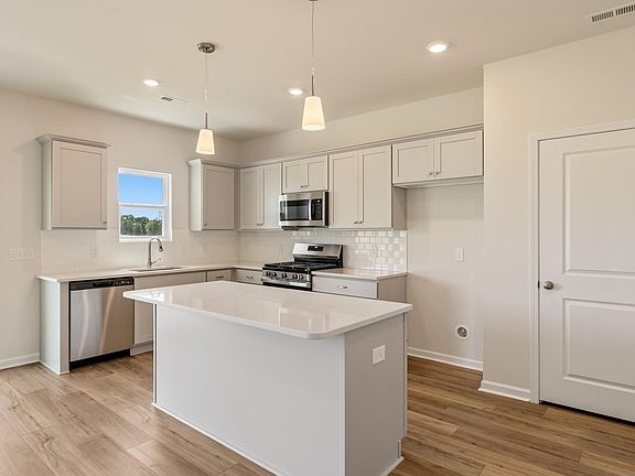 4th image of 2324 Mill Loop Lot 60
