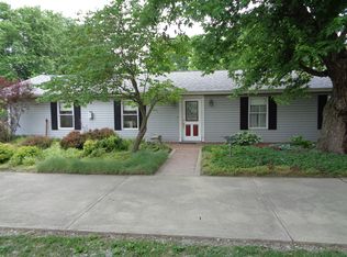 5915 Hamel Rd, Edwardsville, IL 62025