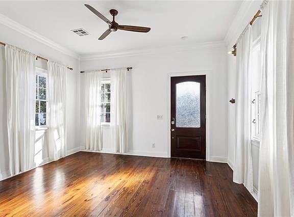 3rd image of 912 Kentucky St