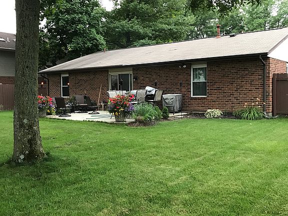5th image of 8980 Willowgate Ln