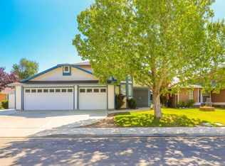 45858 York Pl, Lancaster, CA 93534