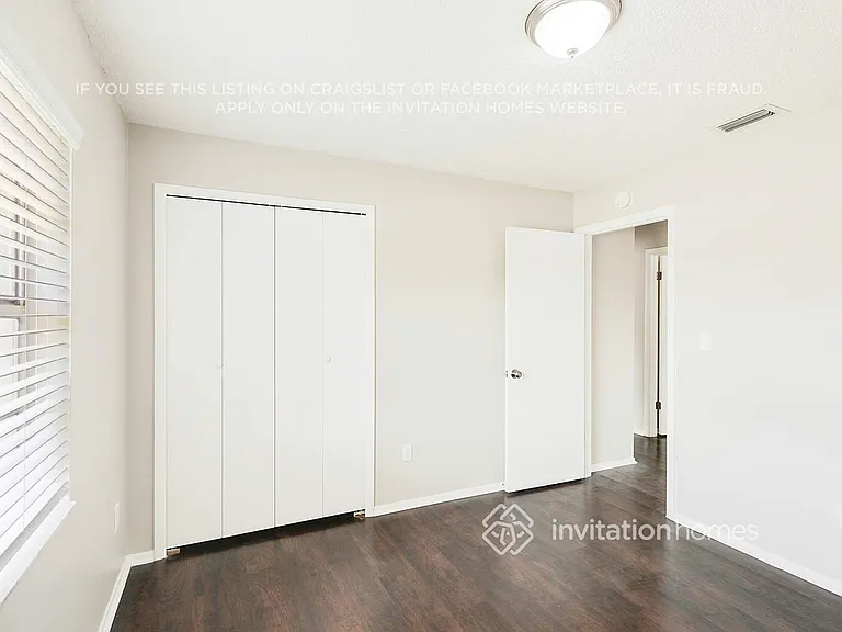 1304 Village Ct — Photo 17
