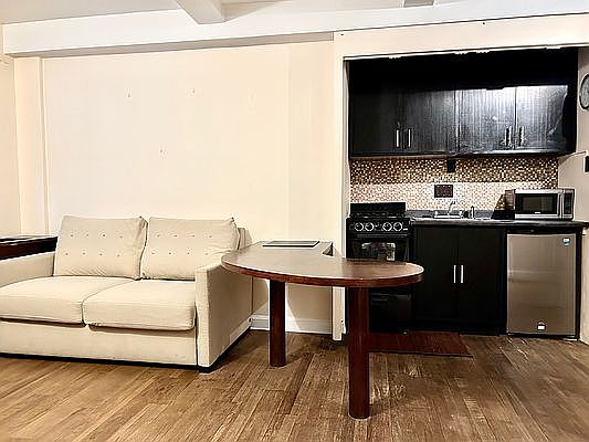 1st image of 155 E 49th St #2C
