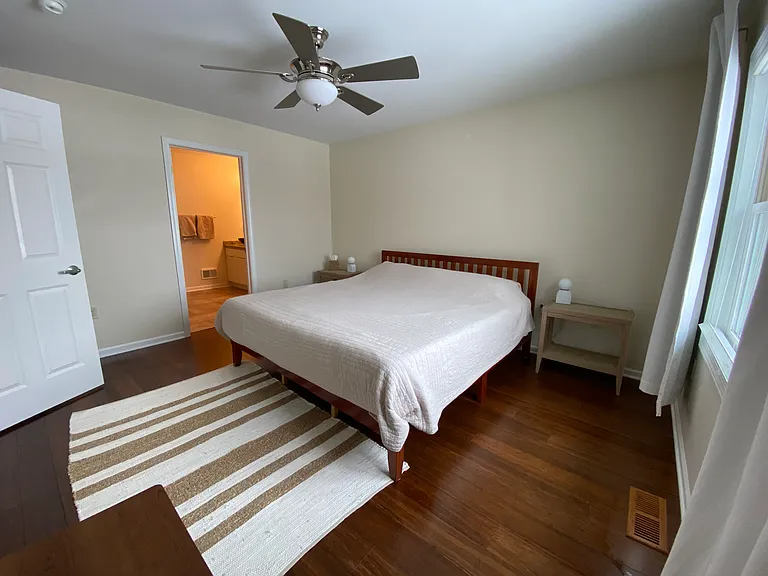 East Wing suite