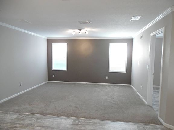 4th image of 1000 Cypress Creek Blvd #228
