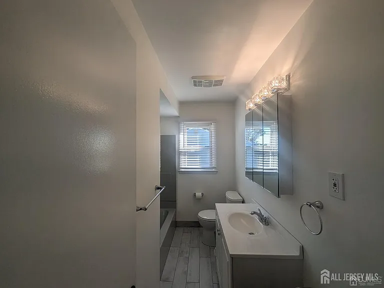 6 Hillside Ave — Photo 13