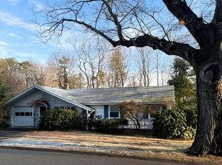 17 Grover St, Beverly, MA 01915