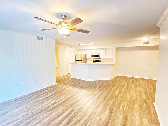 4th image of 420 Timberwalk Ct APT 1215