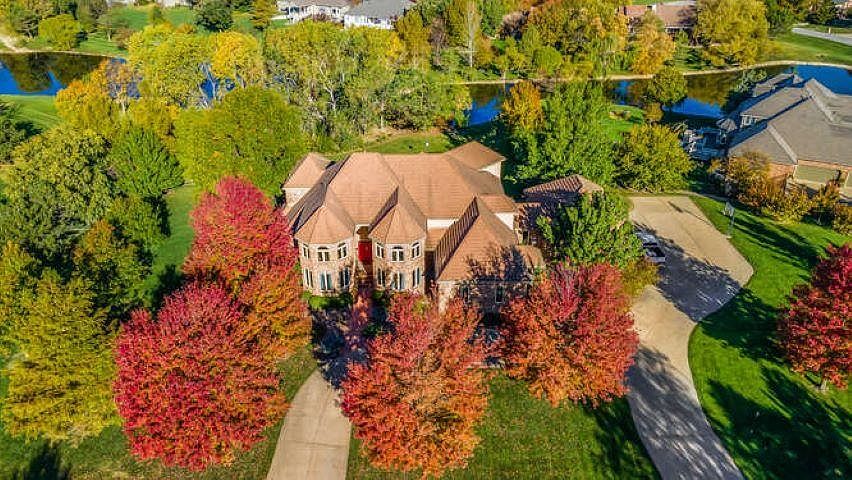 1st image of 1509 N Freedom Rd