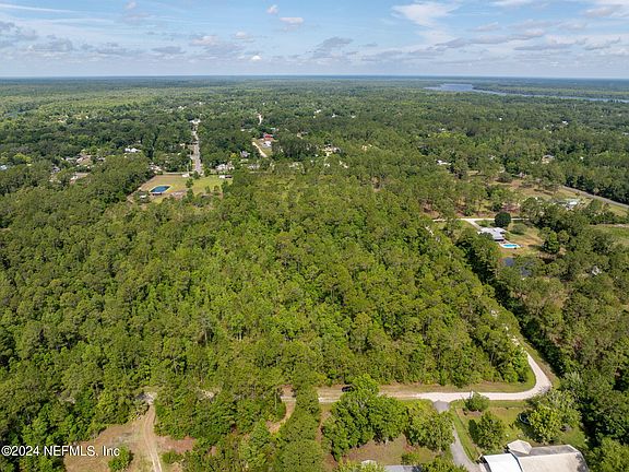 2nd image of 135 PALMETTO POINT Lane