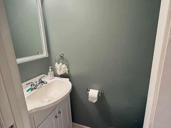 5th image of 2720 Quincy Ct