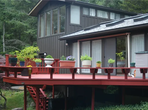 151 Highlands Dr, Eastsound, WA 98245