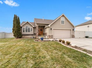 171 Morningside Dr, Farmington, UT 84025
