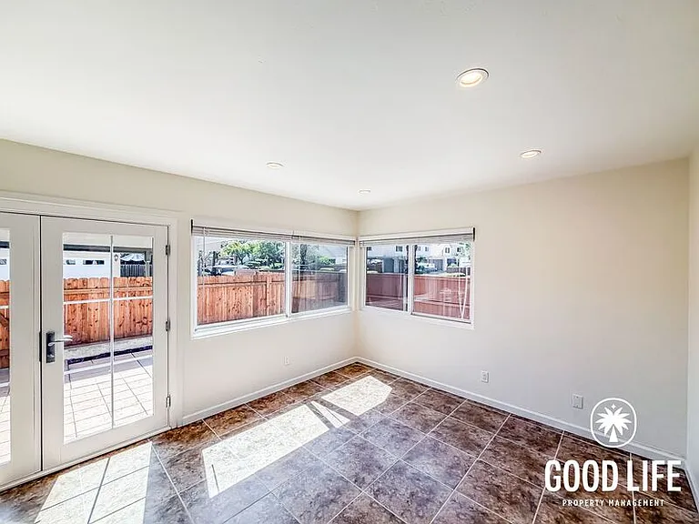 10628 Porto Ct — Photo 7