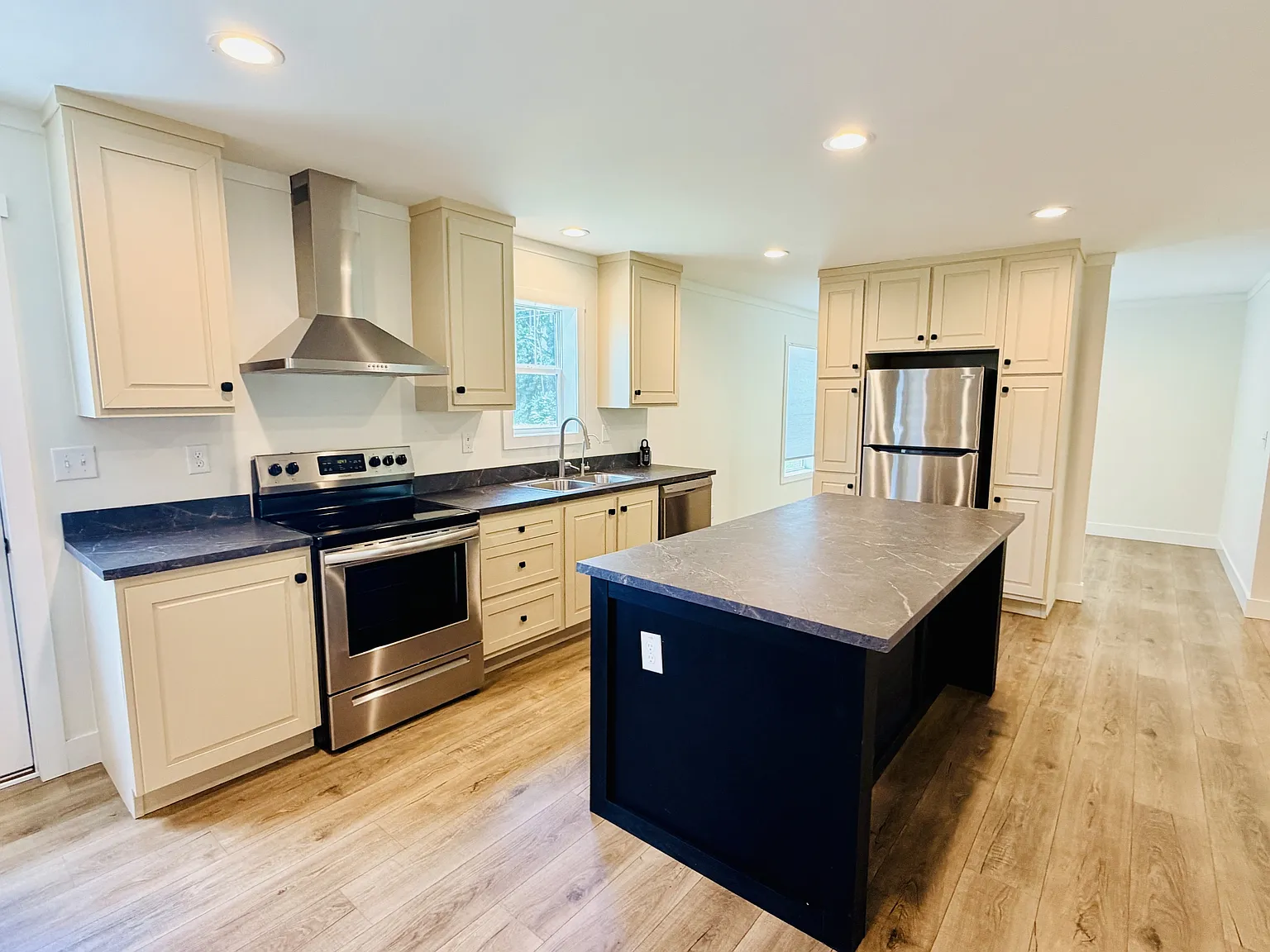 Wilkins- 6541 Big Stone Beach Rd, Milfo — Photo 2