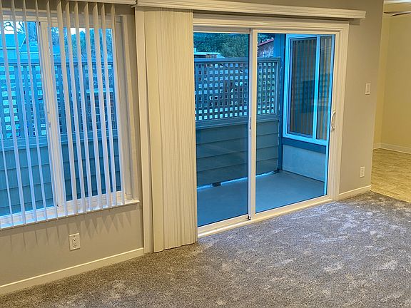 4th image of 917 San Anselmo Ave #8