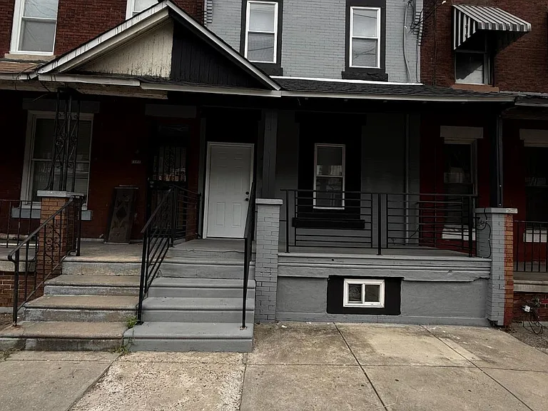 4539 N 18th St — Photo 2