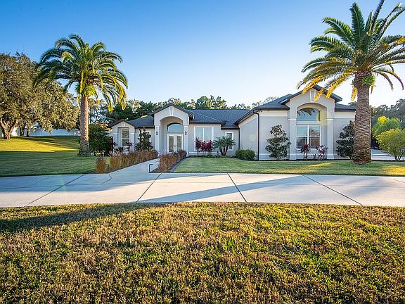 3rd image of 12616 Split Oak Dr
