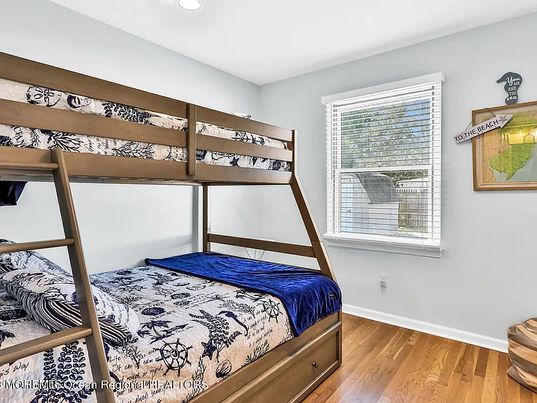 1813 Bradley Ter — Photo 12