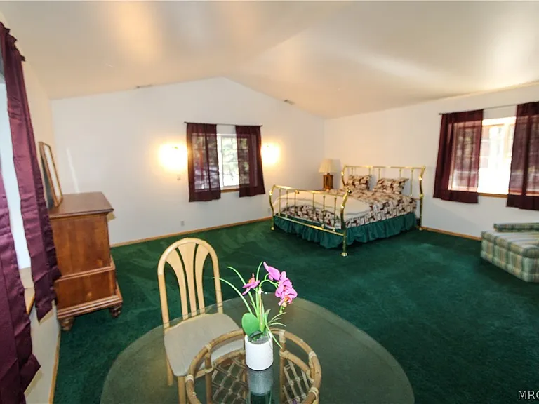 442 Salem Dr — Photo 28
