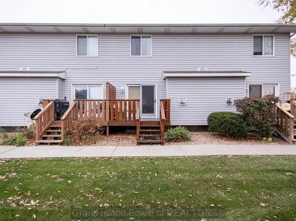 407 S Madison St #6, Grand Island, NE 68801