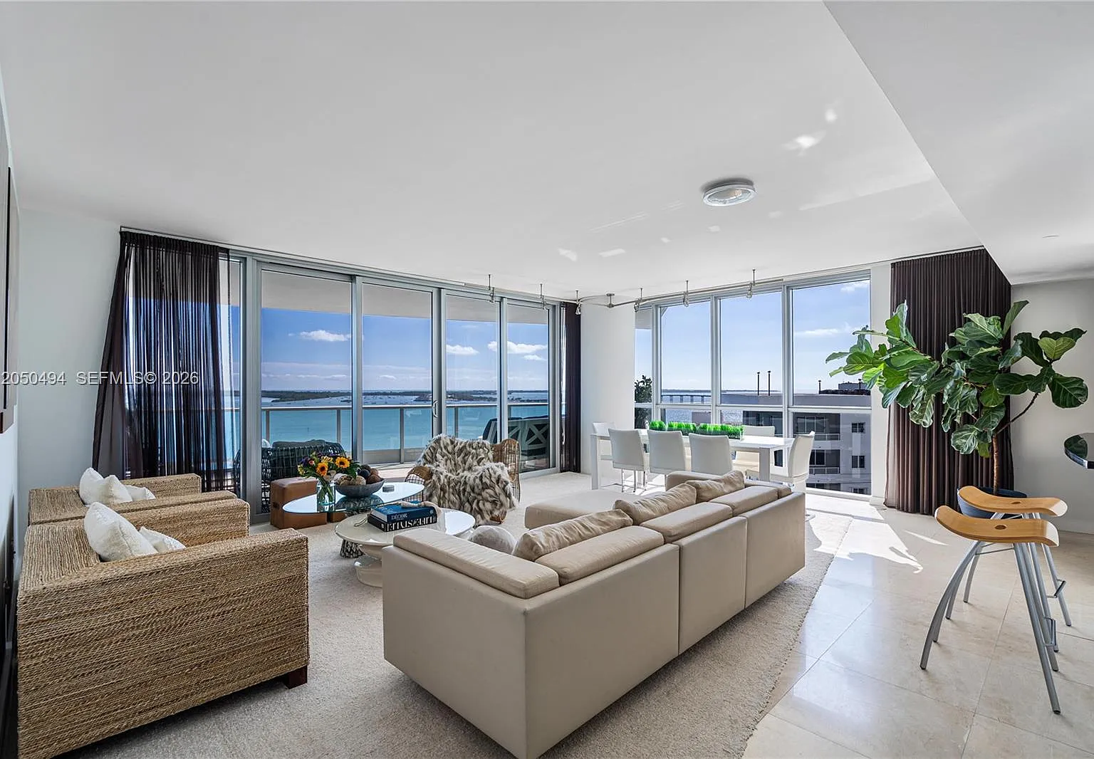 Jade Residences At Bricke — Photo 1
