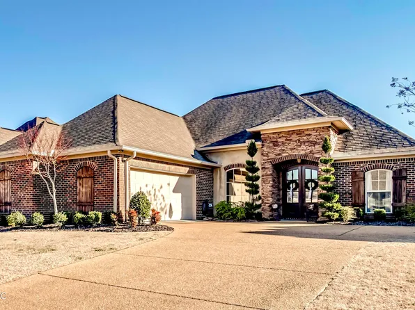 307 Emerald Way, Brandon, MS 39047