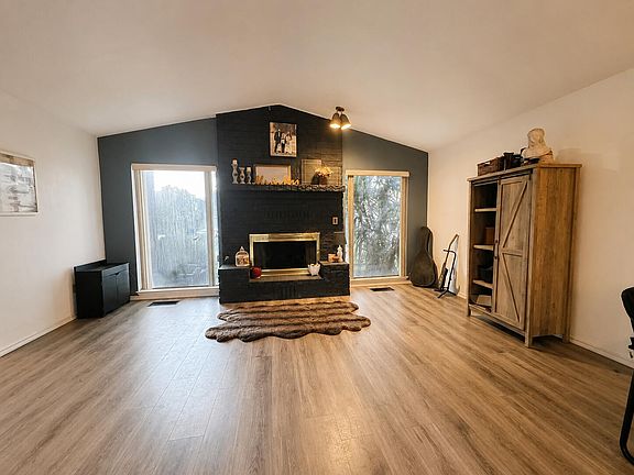 5th image of 100 Heatherwood Court