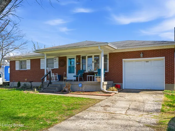 5615 Arvis Dr, Louisville, KY 40216