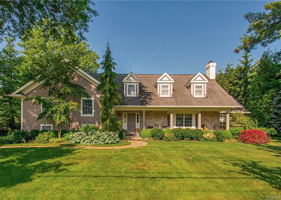 1st image of 6 Archer Ln