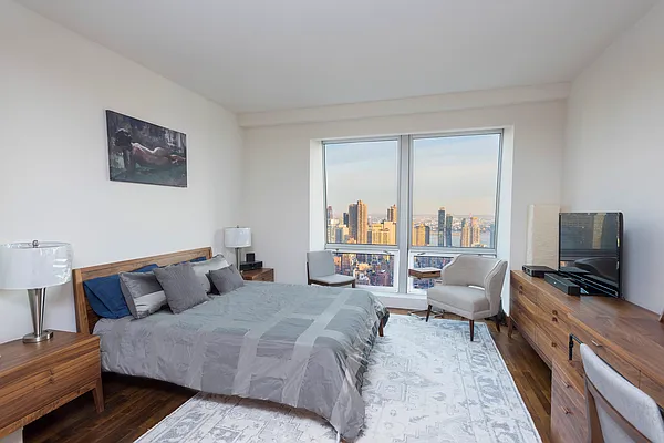 Rented by Douglas Elliman | media 15