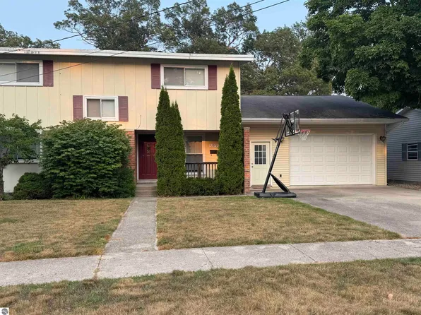 9105 Wyoming St #B, Oscoda, MI 48750