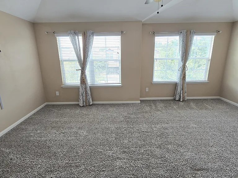 17105 Wilthorne Gardens Ct — Photo 5