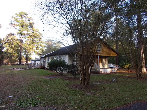 2nd image of 2031 Chapelle St