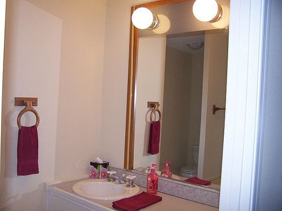 Master Bath w/Soaking Tub
