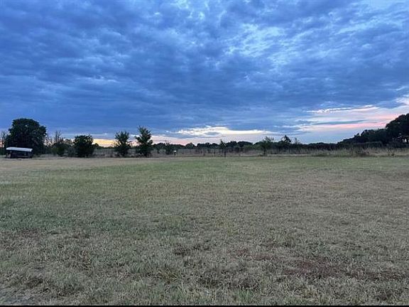 3rd image of 1980 Poe Prairie Rd