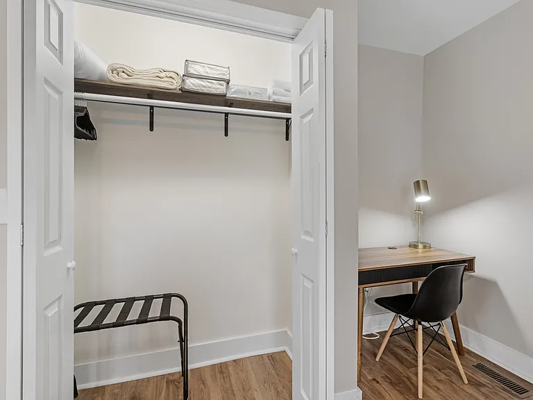 242 Park St — Photo 15