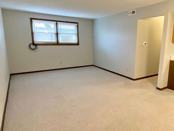3rd image of 221 Cpl Roger Snedden Dr Unit 1