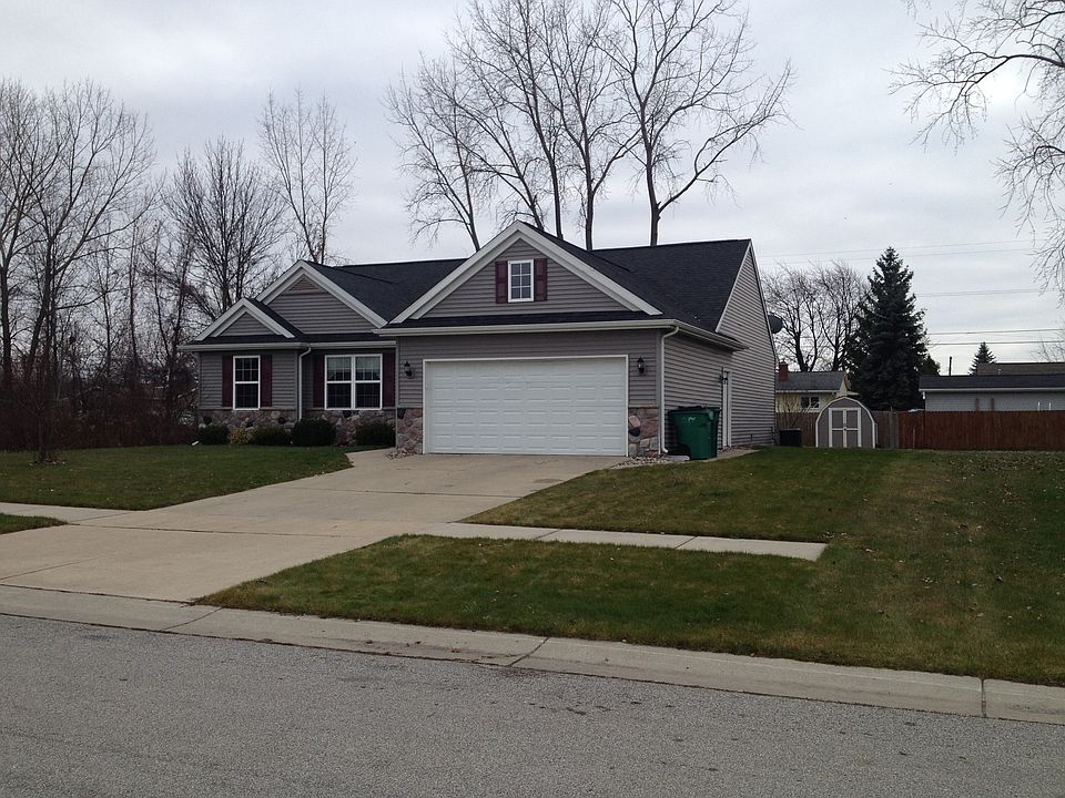 1st image of 4154 S Paul Cir